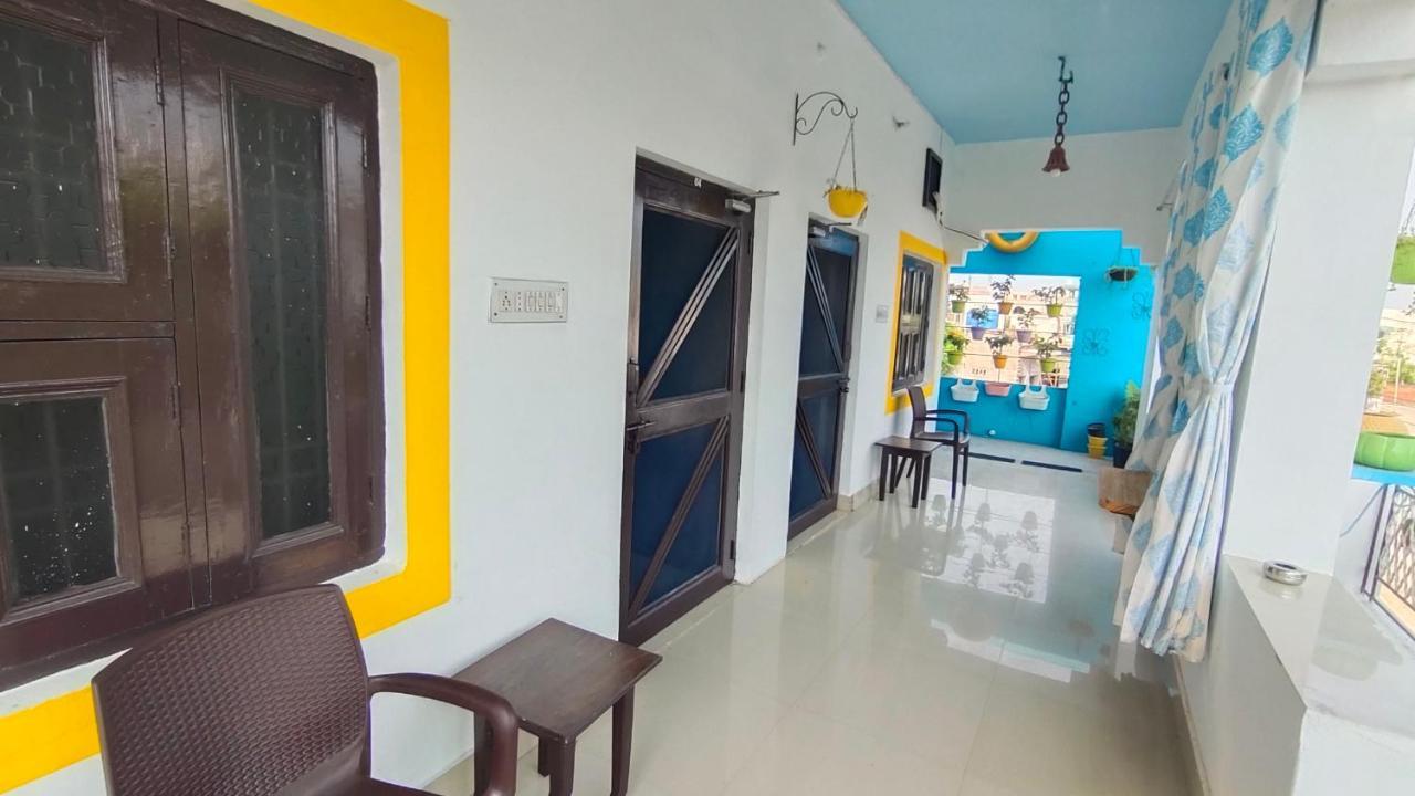 Iora Guest House Bharatpur Eksteriør billede
